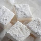 Homemade Marshmallows for Smores