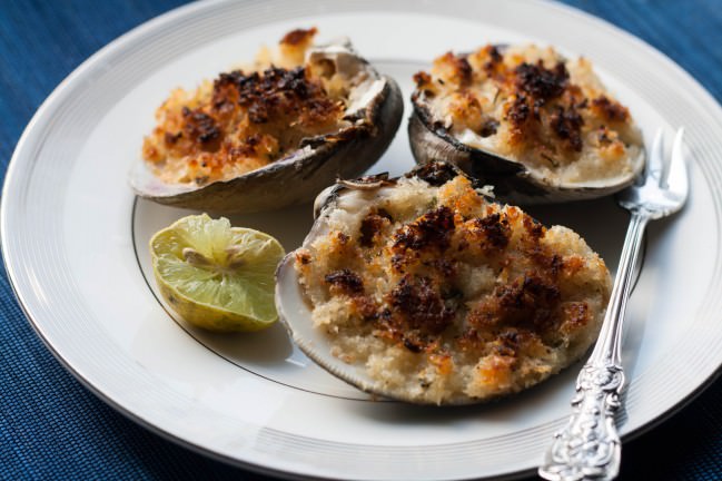 baked cherry stone clams