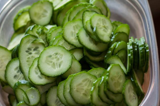 sliced cucumber