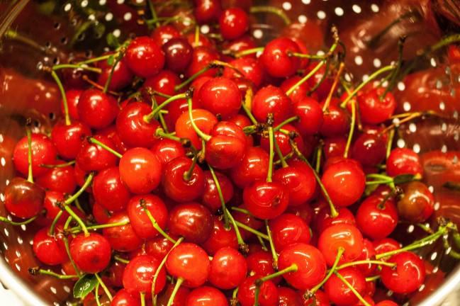 fresh sour cherries