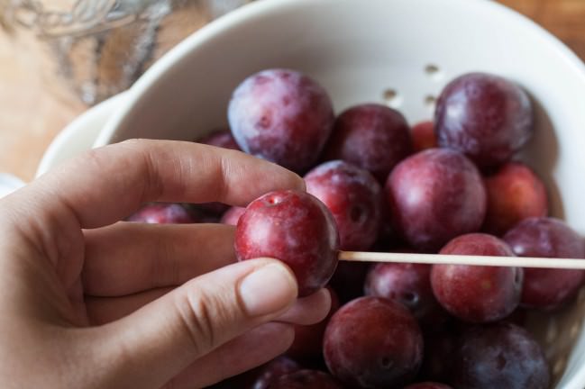 piercing sugar plums