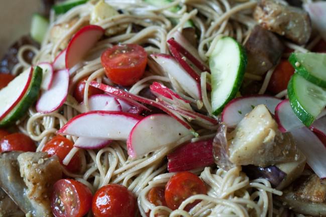 soba noodle salad with asian pesto