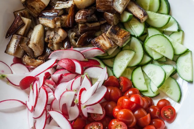 veggies for soba salad