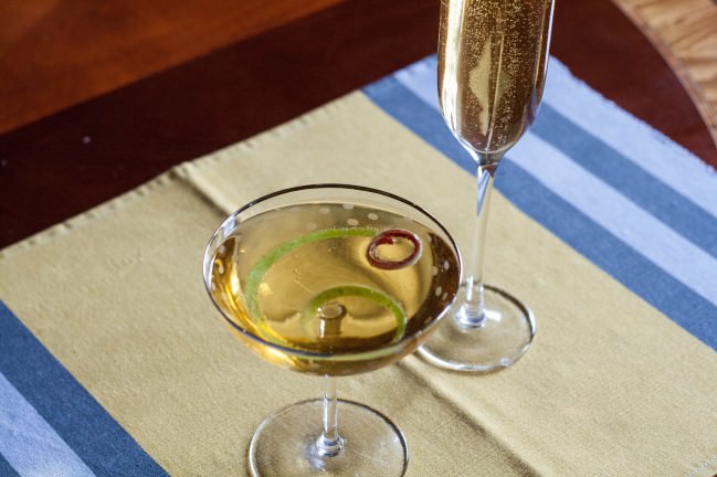 apple ribbon whiskey spritz