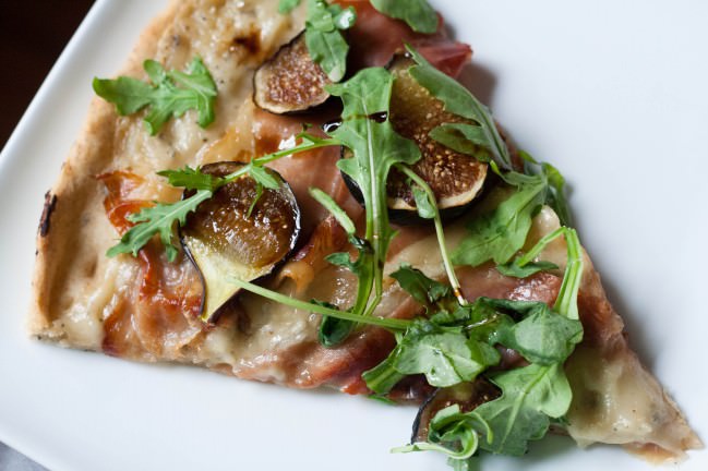 Fig and Prosciutto Pizza with Arugula