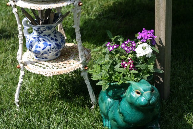 Croquet Party Table peonies and silver