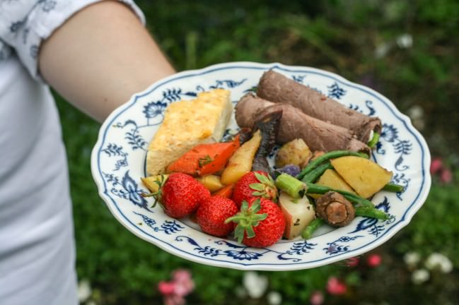 Croquet Tournament competitive plating