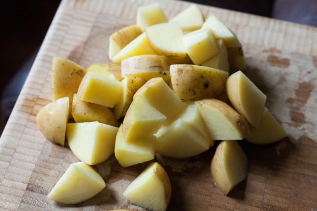 Pesto Potatoes with Soft-Boiled Eggs potatoes