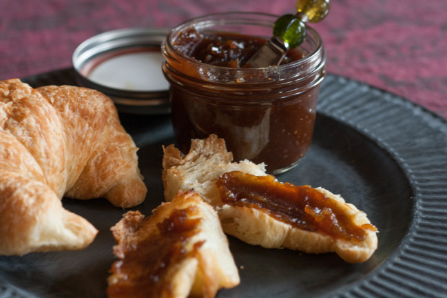 Thick and Smooth Fall Apple Butter breakfast